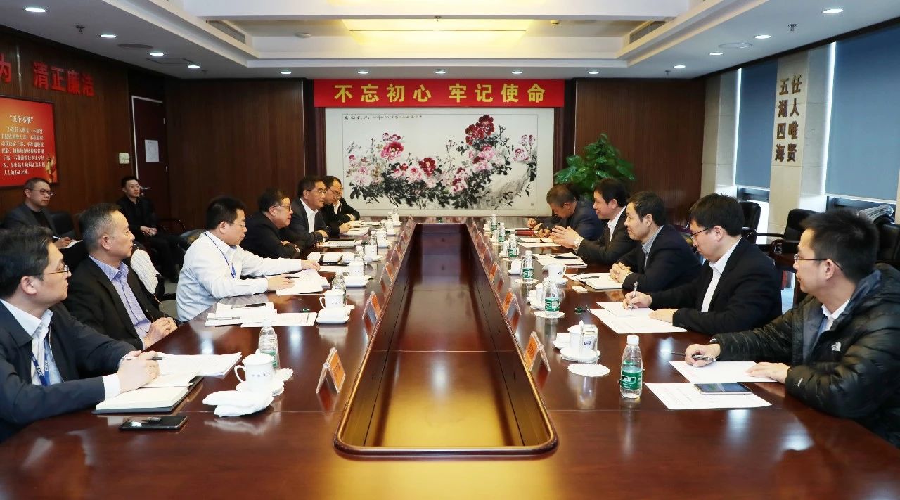 钱建平、姜仁锋会见大连市副市长靳国卫